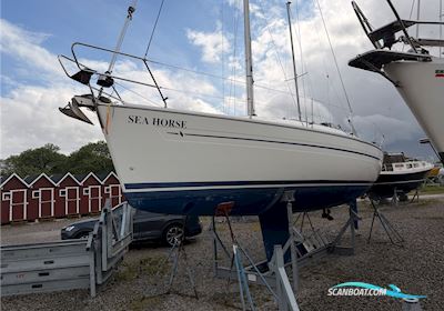 Bavaria 32 Cruiser - rätt utrustning & nyare motor  Zeilboten 2003, met Vetus motor, Sweden