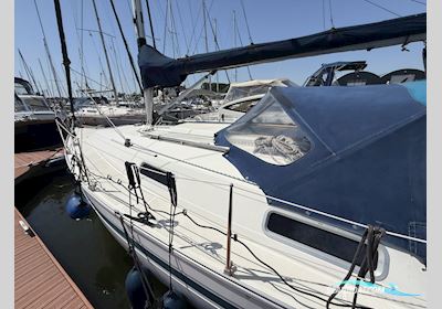 Bavaria 32 Holiday Zeilboten 1996, met Volvo Penta motor, The Netherlands