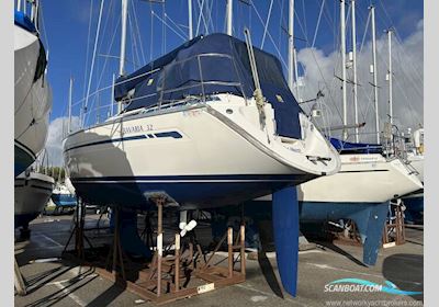 Bavaria 32 Zeilboten 2004, met Volvo Penta MD2020 motor, United Kingdom