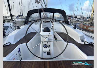 Bavaria 33 Cruiser Zeilboten 2014, met Volvo Penta motor, The Netherlands