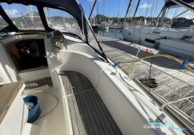 Bavaria 33 Cruiser Zeilboten 2006, met Volvo motor, Martinique