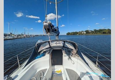 Bavaria 36- Kein Charter Zeilboten 2002, met Volvo Penta MD2020 motor, Duitsland