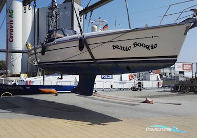 Bavaria 36-2 Zeilboten 2004, met Volvo Penta MD2030 motor, Duitsland