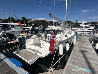 Bavaria 36 Cruiser Zeilboten 2013, met Volvo Penta motor, United Kingdom
