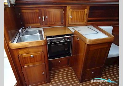 Bavaria 37-2 Zeilboten 2001, met Volvo Penta D1-30 motor, The Netherlands