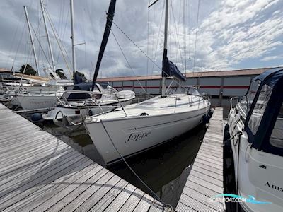Bavaria 38-2 Zeilboten 2004, met Volvo Penta motor, The Netherlands