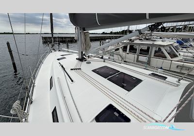 Bavaria 40 Cruiser  Zeilboten 2011, met Volvo Penta motor, Denemarken