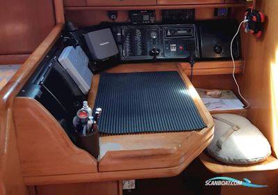 Bavaria 42 Cruiser Zeilboten 2005, met Volvo D2-55 motor, France