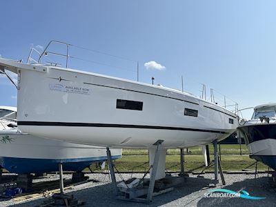 Bavaria C42 Zeilboten 2025, met Yanmar motor, United Kingdom
