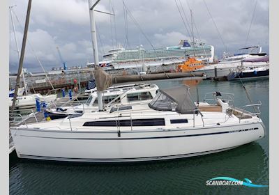 Bavaria Cruiser 33 Zeilboten 2015, met Volvo Penta motor, United Kingdom