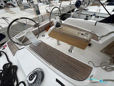 Bavaria Cruiser 34 Zeilboten 2017, met Volvo Penta motor, Kroatië