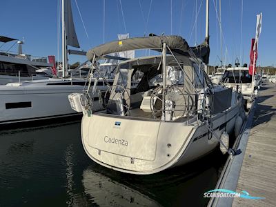 Bavaria Cruiser 37 Zeilboten 2015, met Volvo Penta motor, United Kingdom