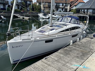 Bavaria Vision 42 Blue Edition Zeilboten 2018, met Volvo Penta motor, United Kingdom