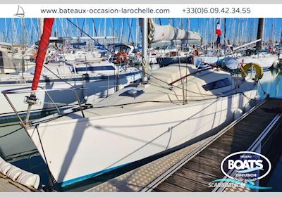 Beneteau First 24 Quille Relevable Zeilboten 1984, met Suzuki motor, France