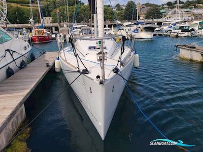 Beneteau First 31.7 Zeilboten 2006, met Yanmar 3YM20 motor, United Kingdom