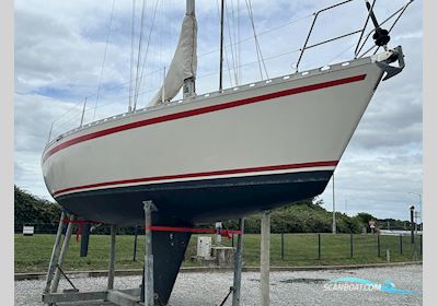 Beneteau First 35 Zeilboten 1981, met Perkins motor, United Kingdom