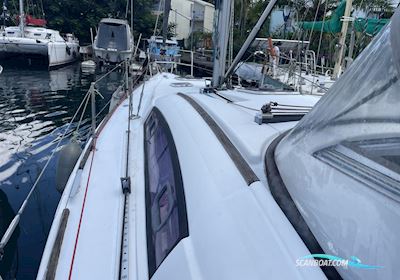 Beneteau Oceanis 40 Zeilboten 2010, met Yanmar 3JH4E motor, Martinique