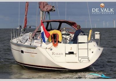 Beneteau Oceanis Clipper 361 Zeilboten 2002, met Volvo Penta motor, The Netherlands