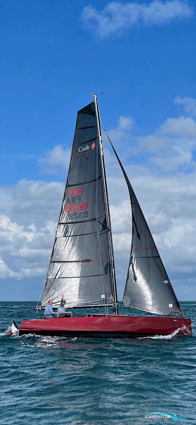 Black Pepper Code # daysailer Zeilboten 2021, met Nann motor, France