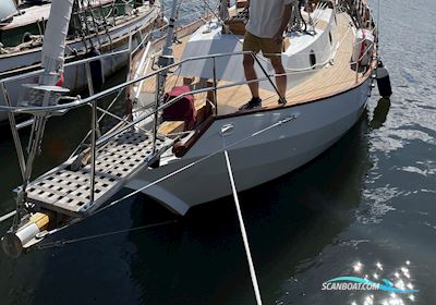 Bruce Roberts Spray 33 Zeilboten 1992, met Perkins 4.236 M motor, Sweden