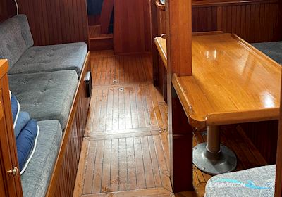 Bruce Roberts Spray 33 Zeilboten 1992, met Perkins 4.236 M motor, Sweden