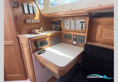 Catalina 34 MK II Zeilboten 2006, met Uneversal M-35 motor, The Netherlands