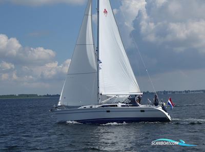 Catalina 375 Zeilboten 2010, met Yanmar 3JH5e 3-Cilinder motor, The Netherlands