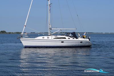 Catalina 375 Zeilboten 2010, met Yanmar 3JH5e 3-Cilinder motor, The Netherlands