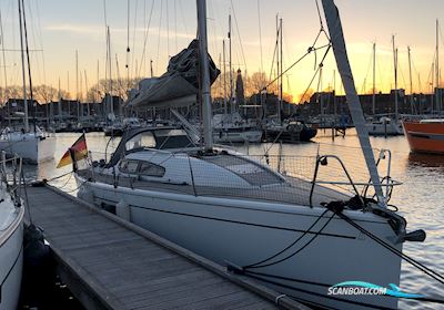 Dehler 35 Zeilboten 2011, met Volvo Penta motor, The Netherlands
