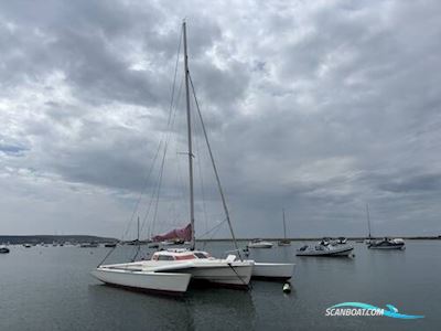 Dragonfly 800 Zeilboten 1992, met tohatsu motor, United Kingdom