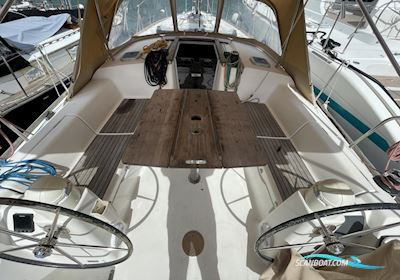 Dufour 375 Grand Large Zeilboten 2012, met Volvo D2-40 motor, Martinique