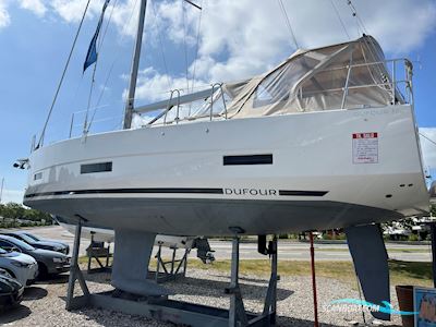 Dufour 390 NY udstillingsbåd - klar til lev. Zeilboten 2022, met Volvo Penta D1-50 motor, Denemarken