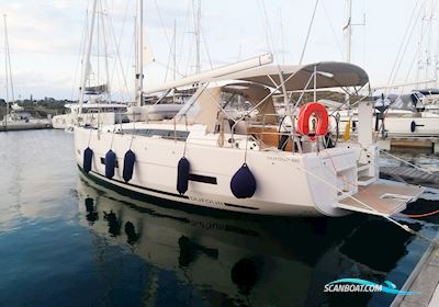 Dufour 390 Zeilboten 2021, met Volvo Penta D2-50F motor, Griekenland
