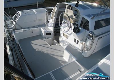 Edel cat 35 Zeilboten 1988, met YAMAHA motor, France