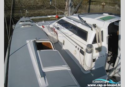 Edel cat 35 Zeilboten 1988, met YAMAHA motor, France