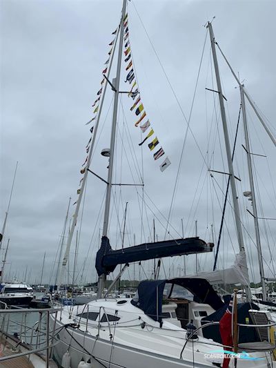 Elan Impression 384 Zeilboten 2008, met New Volvo Penta D2-40B 39Hp with Saildrive and 3 Blade propeller motor, United Kingdom