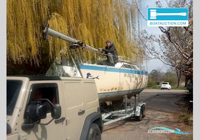 Feeling 720KS Zeilboten 1985, met Honda motor, Oostenrijk