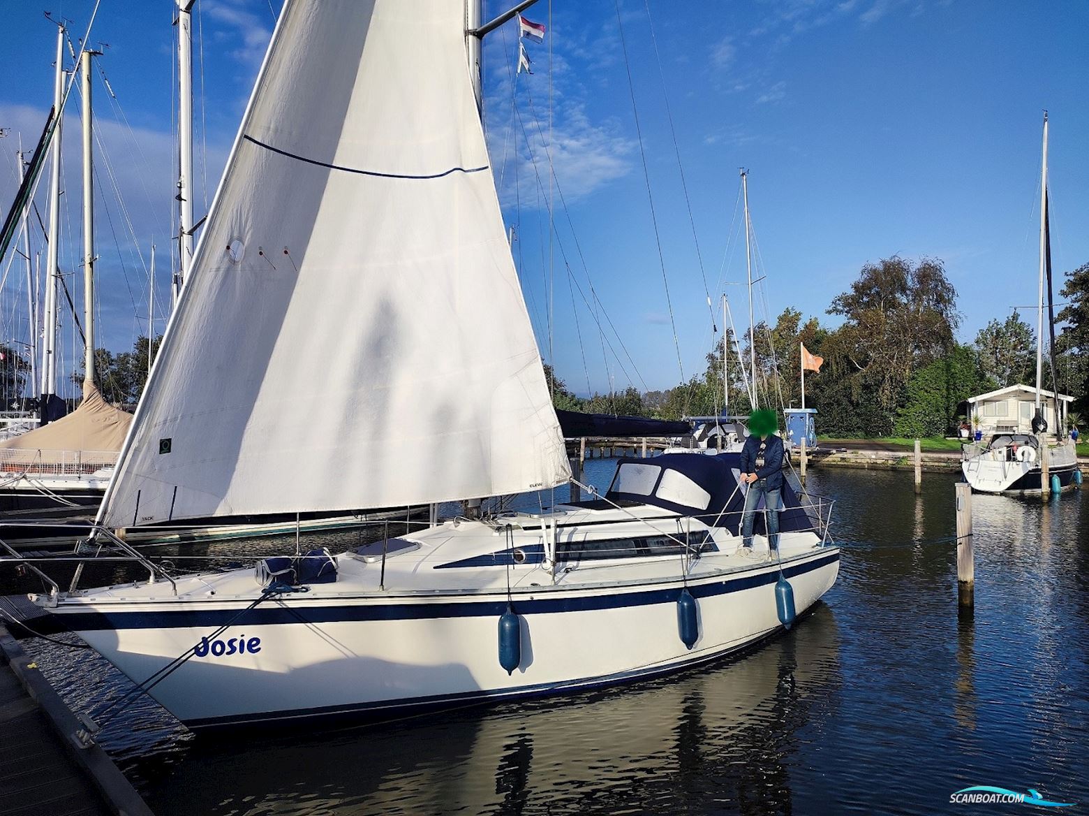 Friendship 33 Zeilboten 1991, met Volvo Penta motor, The Netherlands