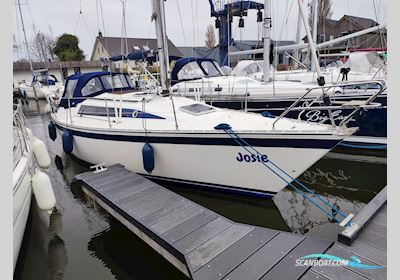 Friendship 33 Zeilboten 1991, met Volvo Penta motor, The Netherlands