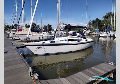 Friendship 33 Zeilboten 1991, met Volvo Penta motor, The Netherlands