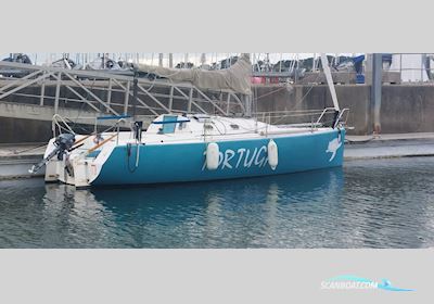 GL COMPOSITES DJANGO Duo 75 Zeilboten 2007, met YAMAHA HB 6 cv motor, France