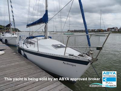 Gib Sea 84 Zeilboten 1984, met Beta BD722 - New 2004 motor, United Kingdom
