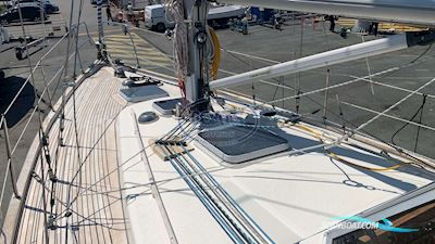 Hallberg Rassy 352 Zeilboten 1981, met Volvo Penta motor, France