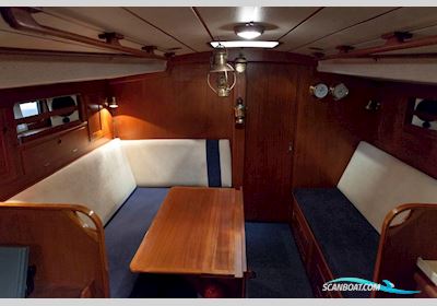 Hallberg-Rassy 38 Zeilboten 1979, met Lombardini  motor, Sweden