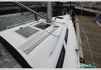Hanse 325 Zeilboten 2012, met Volvo Penta motor, Ierland