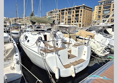 Hanse 325 Zeilboten 2014, met Volvo motor, France