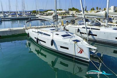 Hanse 410 Zeilboten 2025, met Yanmar 3JH40 motor, Kroatië