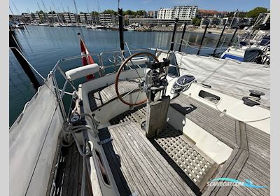 Helmsman 35 Zeilboten 1982, met Bukh DV 36
 motor, Denemarken