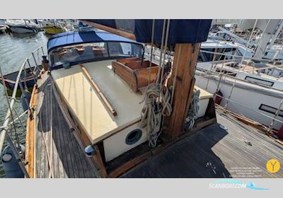 Hillyard 12 Ton Zeilboten 1968, met Thorneycroft 2.25 motor, United Kingdom