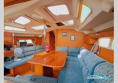 Hunter 410 Zeilboten 2000, met Yanmar 4JH2 motor, Griekenland